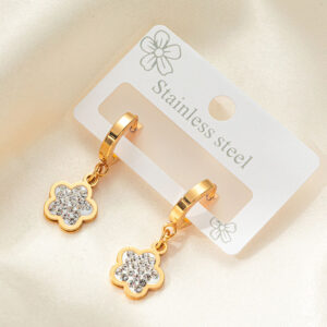 Les boucles d'oreilles Fleur et Strass