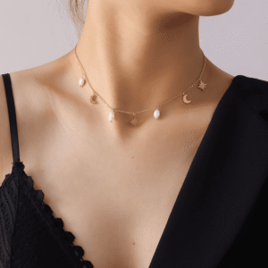 Le collier étoiles et perles