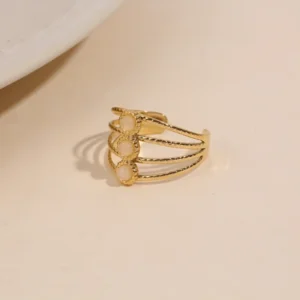 La bague Triple Eclat