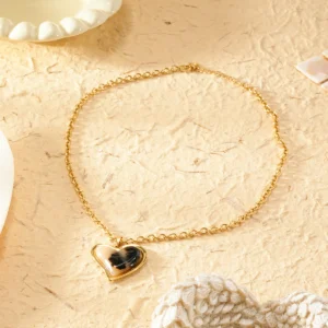 Le collier Coeur Ecaille doré