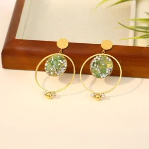 Les boucles d'oreilles Cristal Vert