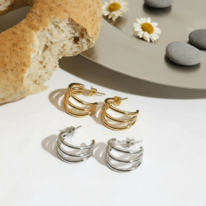 Les boucles d'oreilles Triple anneaux
