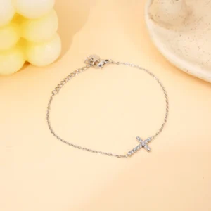 Bracelet Croix Brillante Argentée